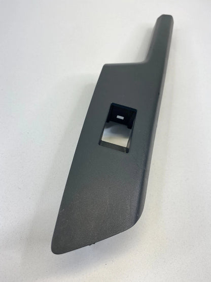 2009-2013 TOYOTA MATRIX REAR RIGHT BACK SIDE WINDOW SWITCH TRIM COVER OEM