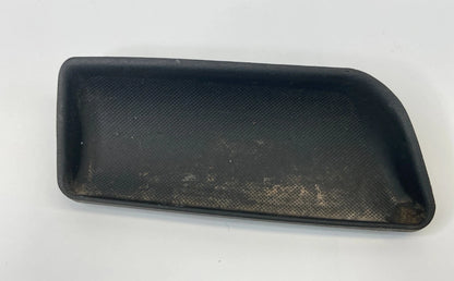 2006-2013 CHEVROLET IMPALA REAR RIGHT PULL HANDLE COVER SCREW CAP TRIM 10352912