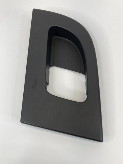 2003-2006 FORD EXPEDITION REAR RIGHT SIDE INTERIOR DOOR HANDLE COVER BEZEL OEM