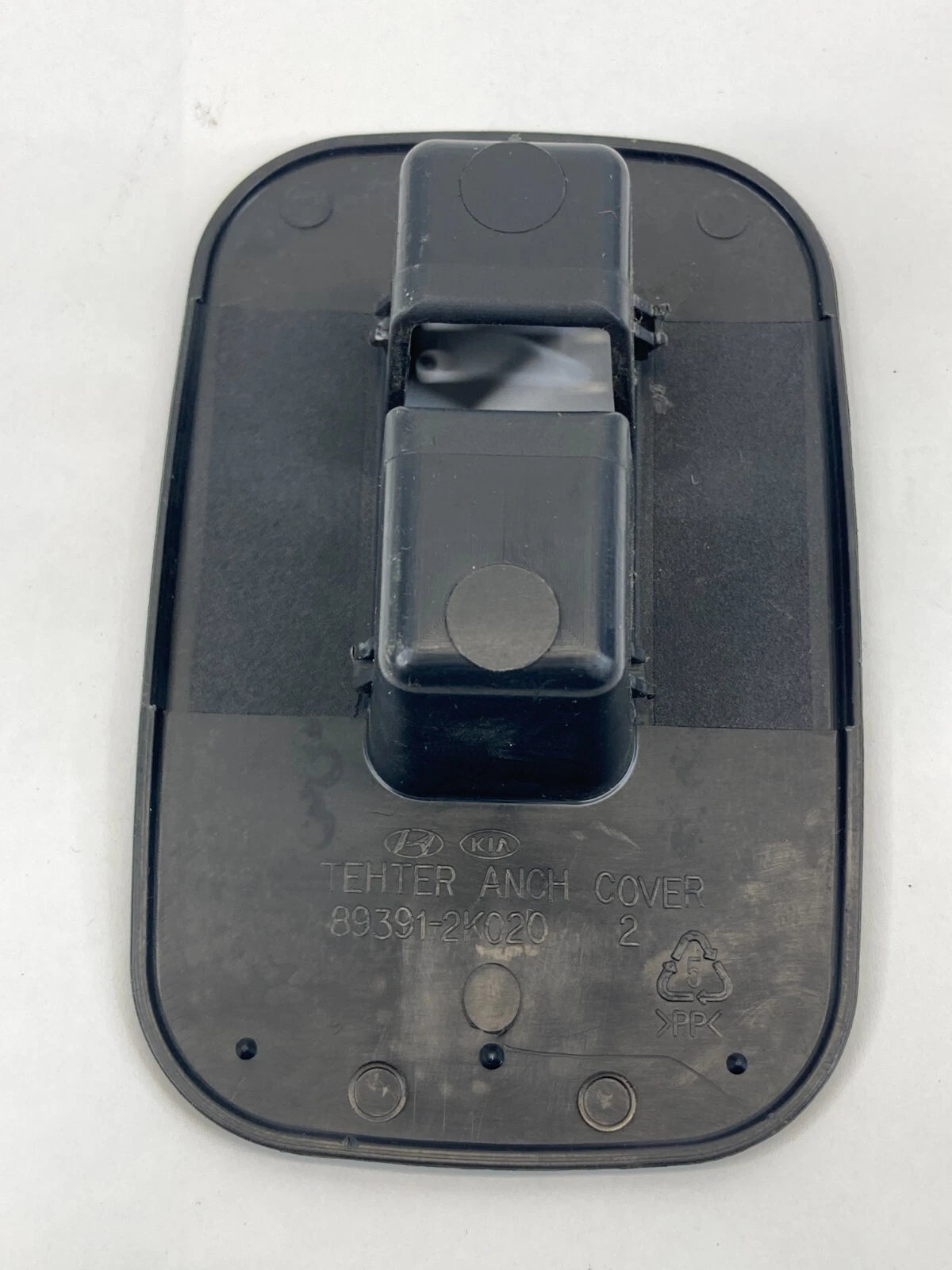 2010 2011 10 11 KIA SOUL REAR CHILD SEAT ANCHOR CAP LID TRIM BEZEL 893912K020