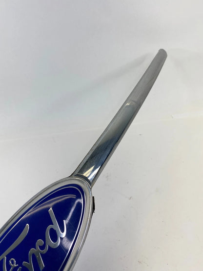 2010-2012 FORD TAURUS TRUNK LID APPLIQUE MOLDING CHROME BEZEL PANEL & EMBLEM OEM
