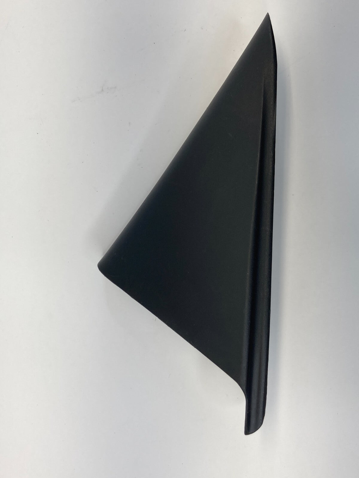 2011-2014 Hyundai Sonata Rear Right Interior Door Corner Cover Trim 83920-3S000