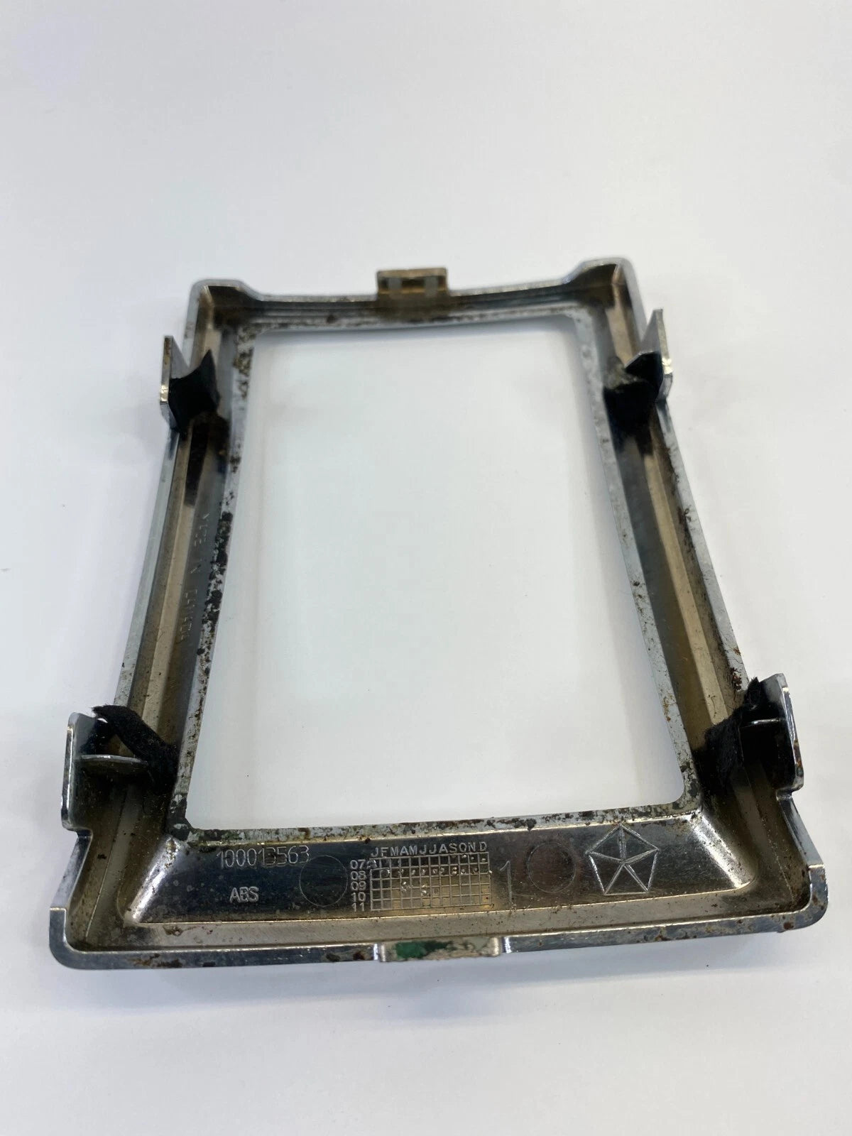 09 10 DODGE JOURNEY CENTER CONSOLE FLOOR GEAR SHIFTER BEZEL TRIM 100013563 OEM