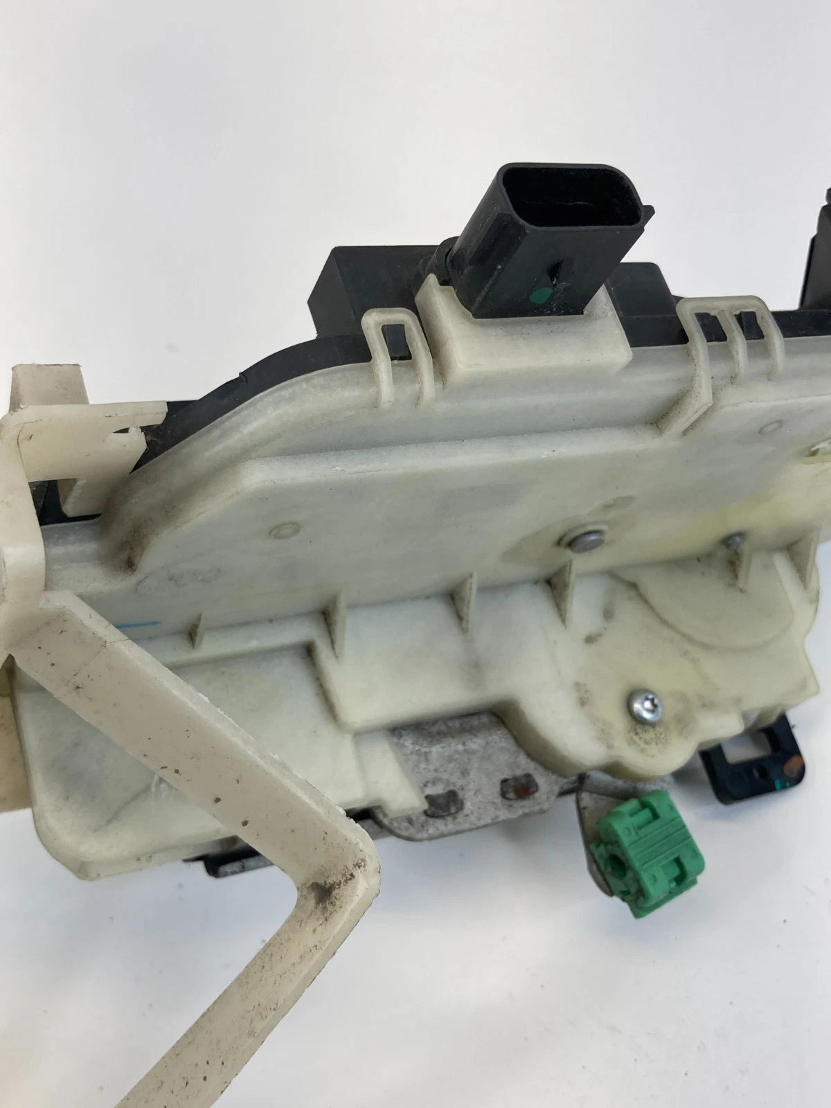 10-19 Ford Taurus 13-19 Police Interceptor Sedan Rear Right Door Lock Actuator