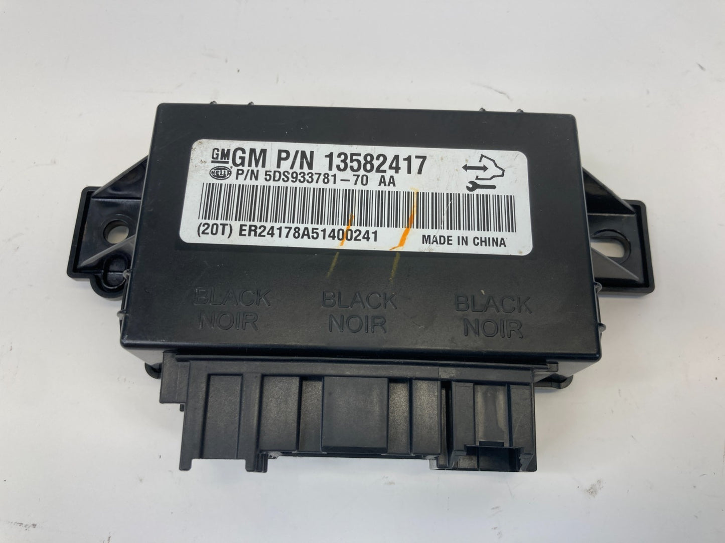 10 11 12 13 14 15 16 17 GMC Terrain Front Seat Heat Control Module 13582417 OEM