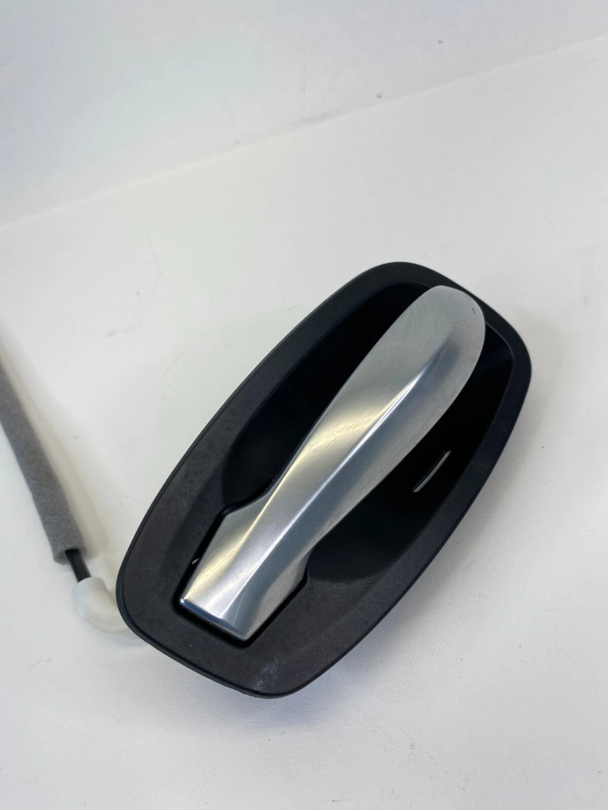 2008-2010 BMW 550I REAR RIGHT BACK SIDE INTERIOR INNER DOOR HANDLE 1360536SW OEM