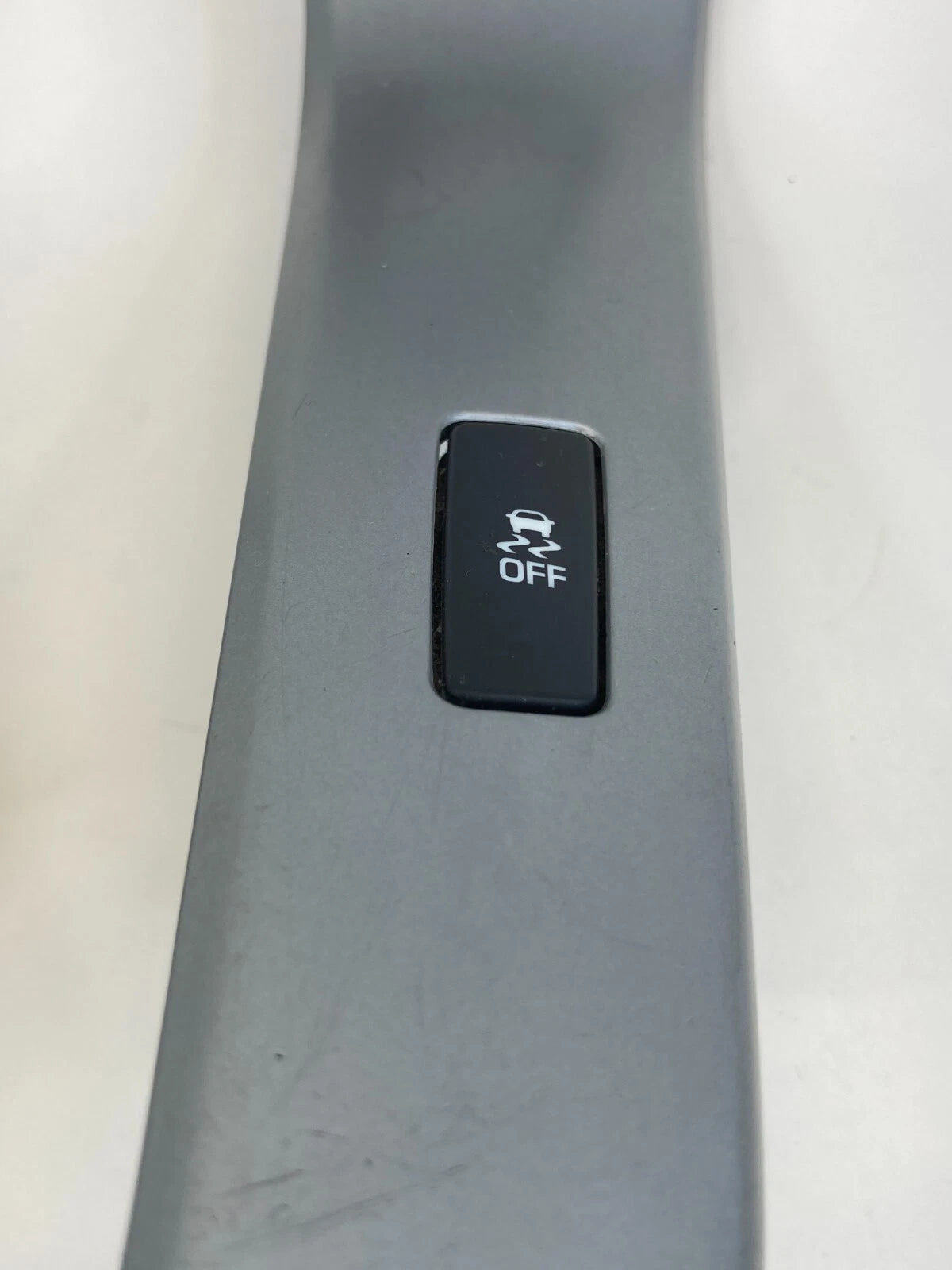 2011-2016 CHEVROLET CRUZE A/T CENTER CONSOLE SHIFTER TRIM BEZEL PANEL 95955142