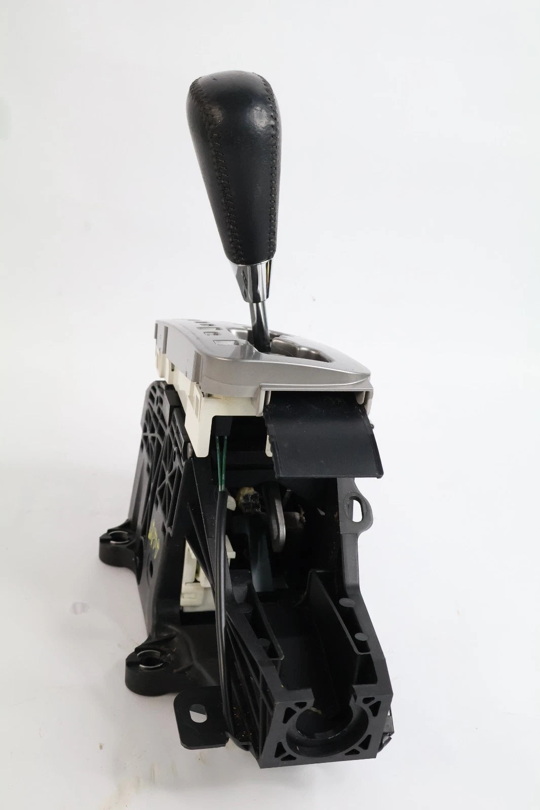 2003-2009 TOYOTA 4RUNNER AUTOMATIC FLOOR GEAR SHIFTER LEVER HANDLE ASSEMBLY