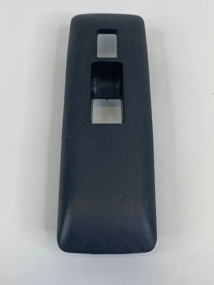 08-13 NISSAN ROGUE FRONT RIGHT WINDOW SWITCH COVER BEZEL PANEL 80960-JM00A OEM