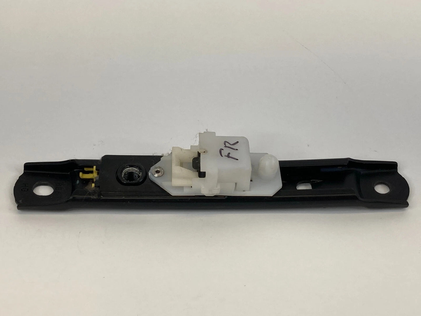 2004-2008 ACURA TL FRONT RIGHT SIDE SEAT BELT HEIGHT ADJUSTER ASSEMBLY OEM