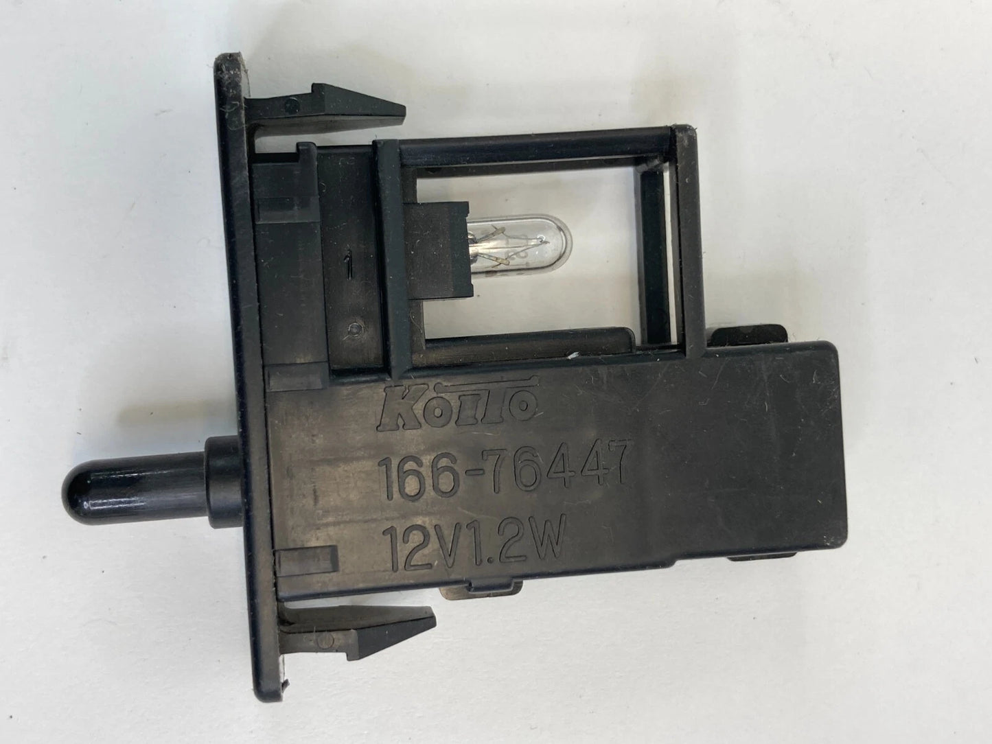 2007-2009 TOYOTA TUNDRA FRONT GLOVE BOX LIGHT LAMP CONTROL SWITCH 81260-33030