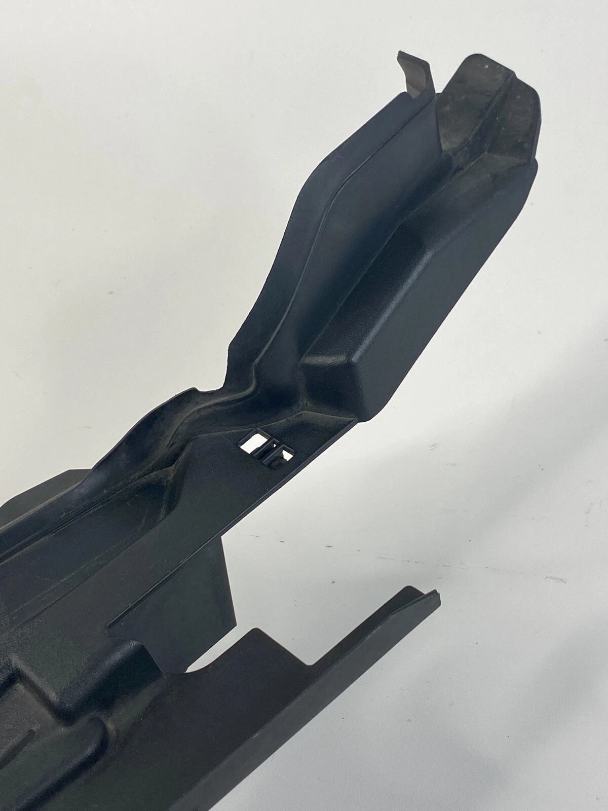 2012-2018 FORD FOCUS FRONT LEFT SIDE COWL FENDER PANEL TRIM SUPPORT BM51A02477AF