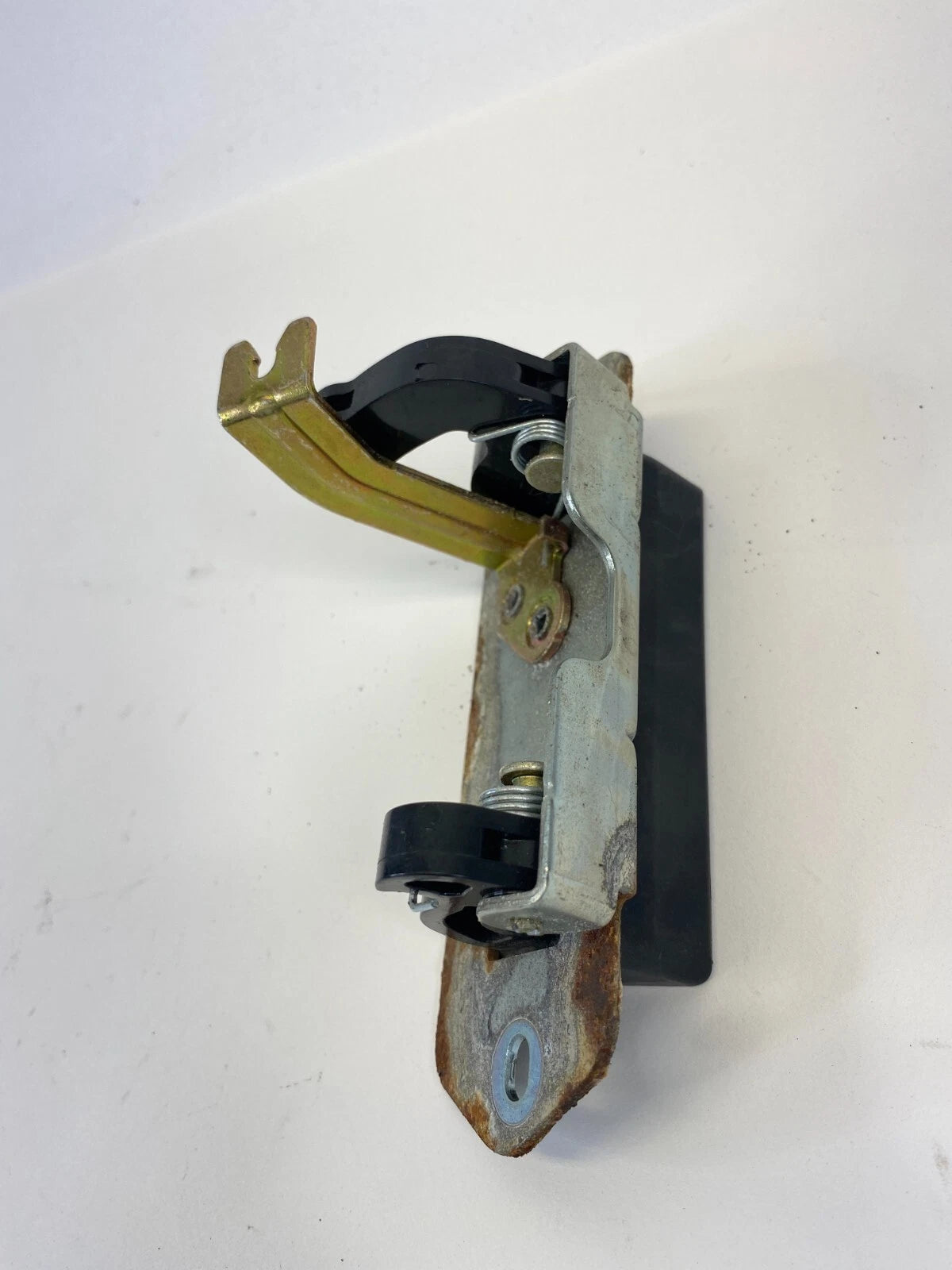 2003-2008 HONDA PILOT REAR LIFTGATE TAILGATE RELEASE HANDLE ASSEMBLY OEM