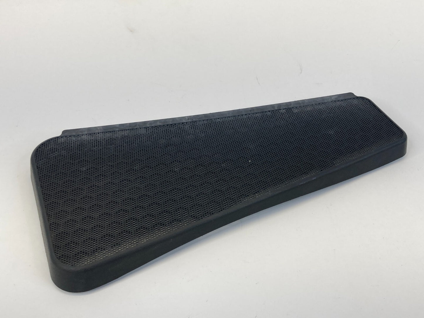 2012-2018 Ford Focus Front Right Passenger Windshield Scuttle Grille Cover