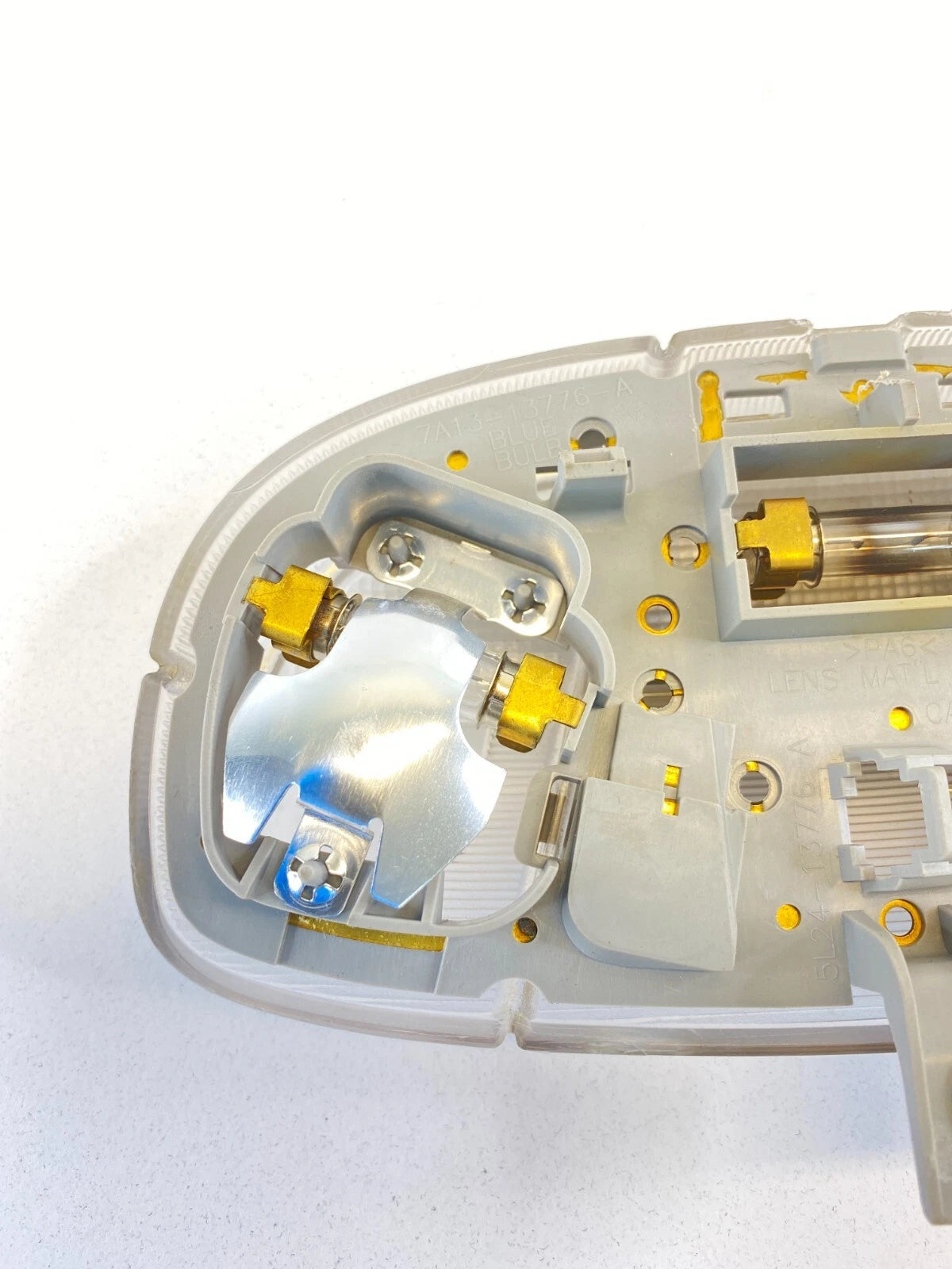 2006-2012 FORD FUSION SEDAN OVERHEAD ROOF DOME MAP LIGHT LAMP 5L24-13776-A