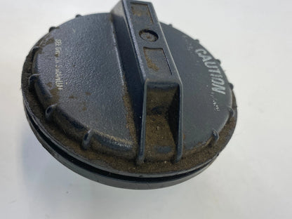 1999 2000 CADILLAC ESCALADE 5.7L FUEL TANK FILLER GAS LID COVER CAP ASSEMBLY OEM