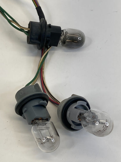 96-00 Toyota 4Runner Rear Right Tail Light Lamp Taillight Socket Wire Harness