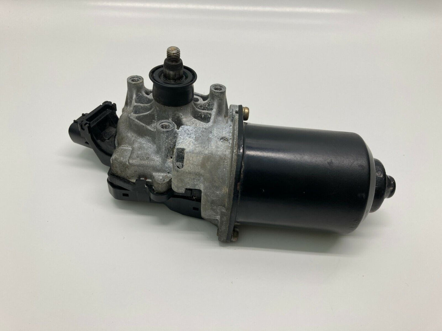 04 05 06 07 08 09 10 Toyota Sienna Front Windshield Wiper Motor 85110-AE010 OEM