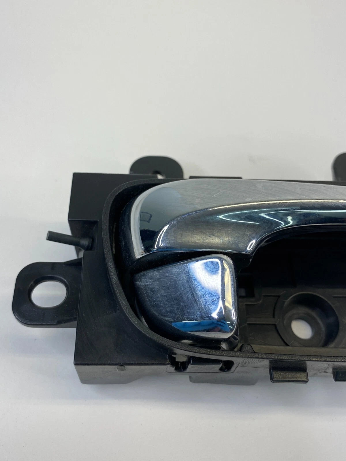 2008-2013 INFINITI G37 SEDAN FRONT RIGHT SIDE INTERIOR INNER DOOR HANDLE OEM