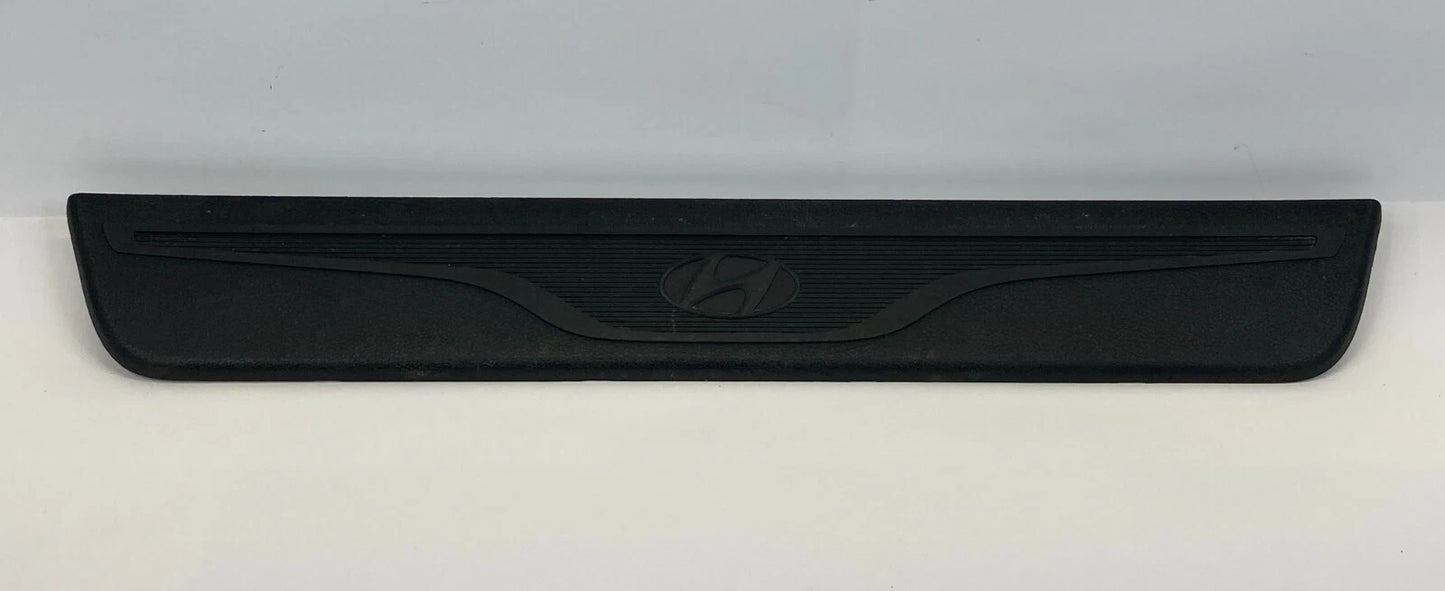11-15 HYUNDAI ELANTRA FRONT RIGHT PASS DOOR SCUFF PLATE TRIM 85882-3Y000 US BUIL