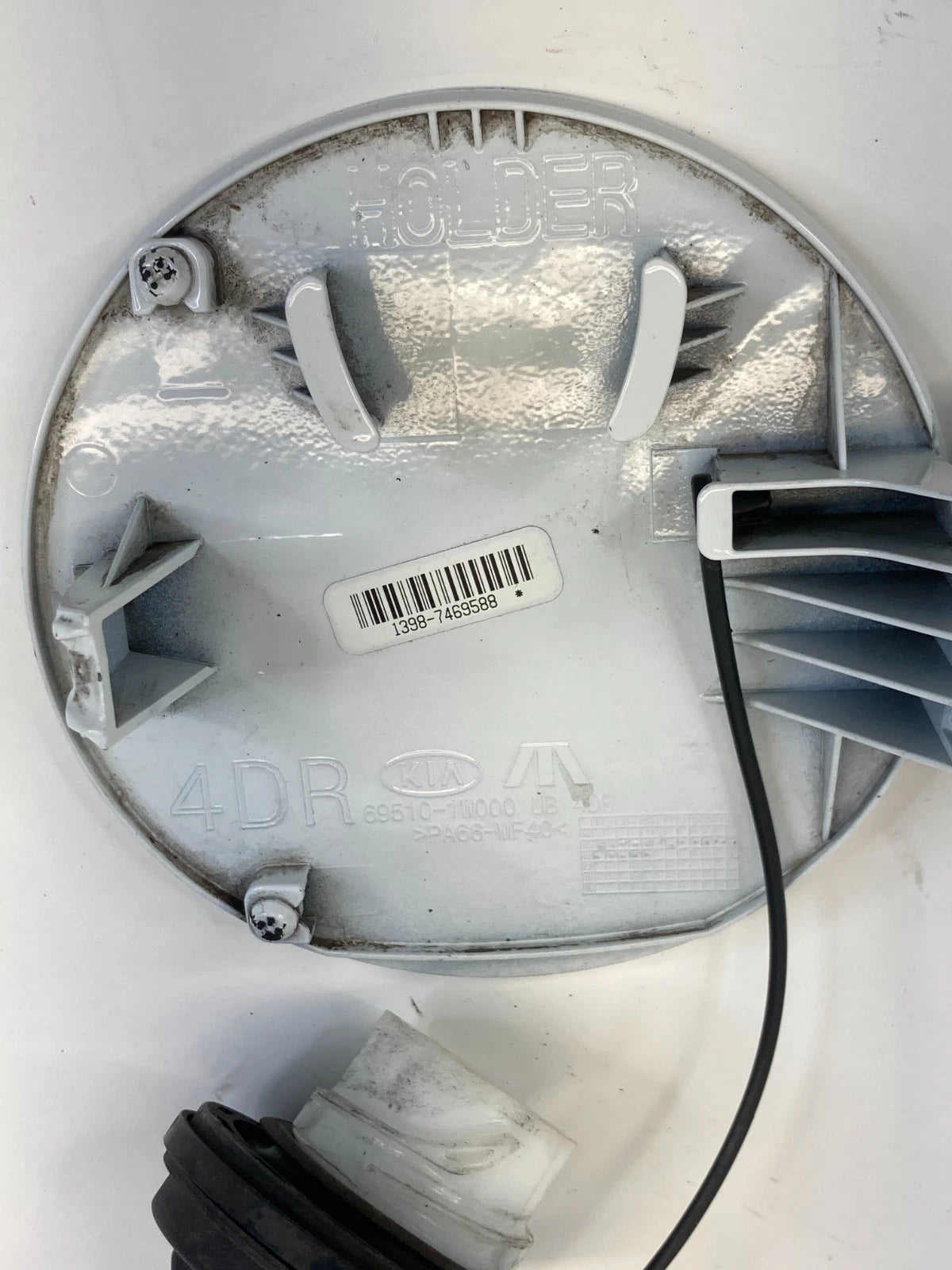 2012-2017 Kia Rio SEDAN Fuel Filler Tank Door Gas Lid Cover Assy 69510-1W000 OEM