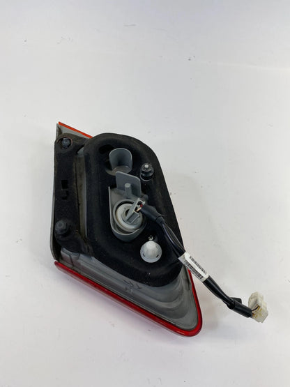 10 11 TOYOTA CAMRY RIGHT PASSENGER INNER TAILLIGHT TAIL LIGHT LAMP 949-531-20