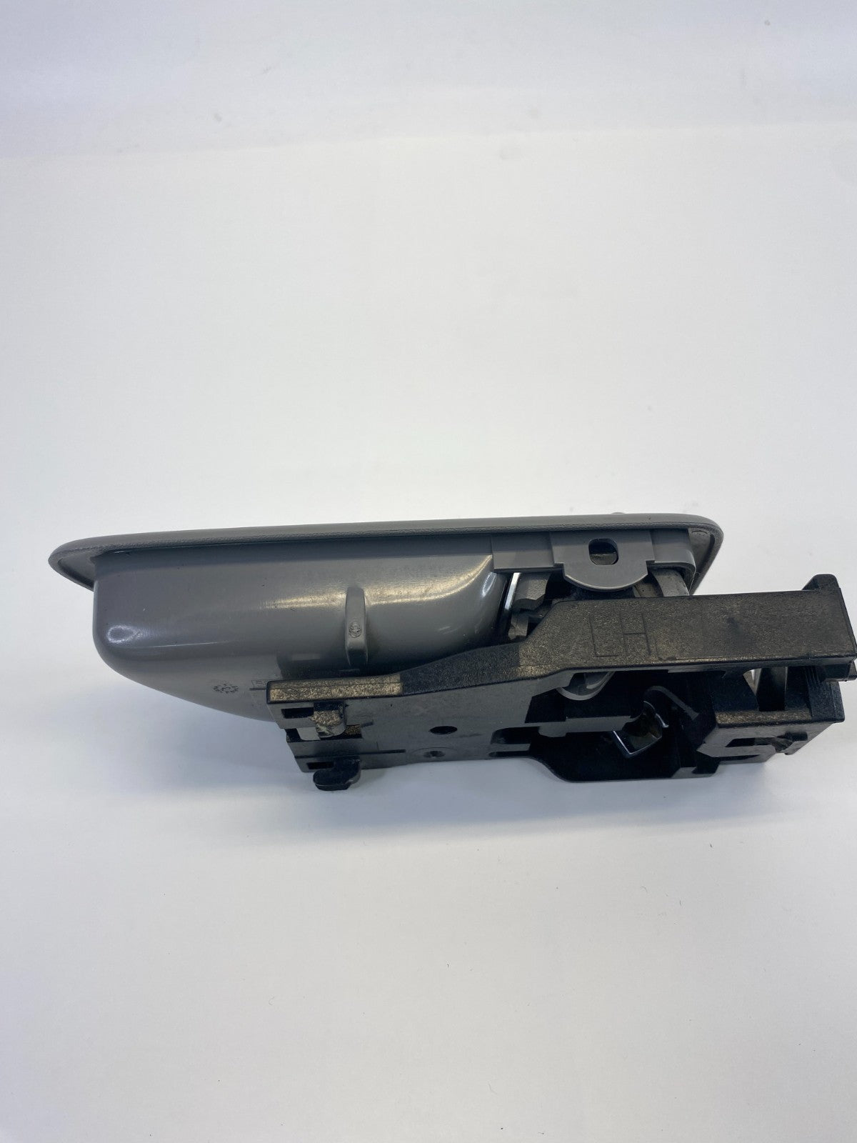 2000-2004 Toyota Avalon Front Left Side Interior Door Handle Assembly OEM