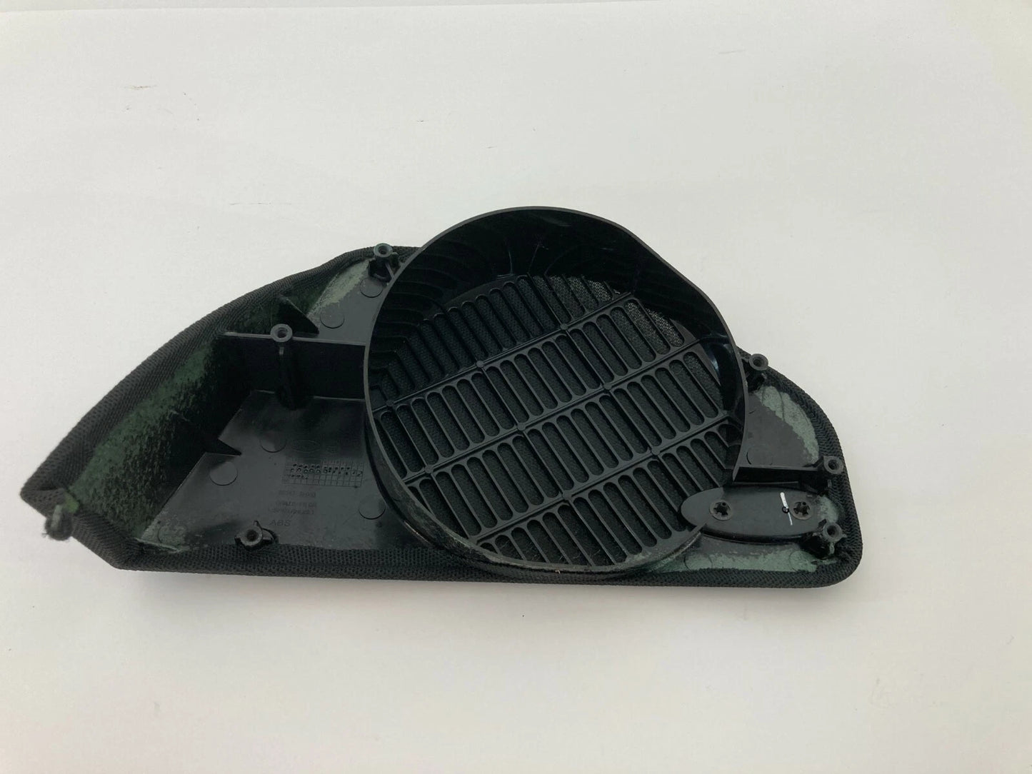 2004-2006 KIA AMANTI FRONT PASSENGER SIDE DOOR SPEAKER TRIM COVER 96343-3F000