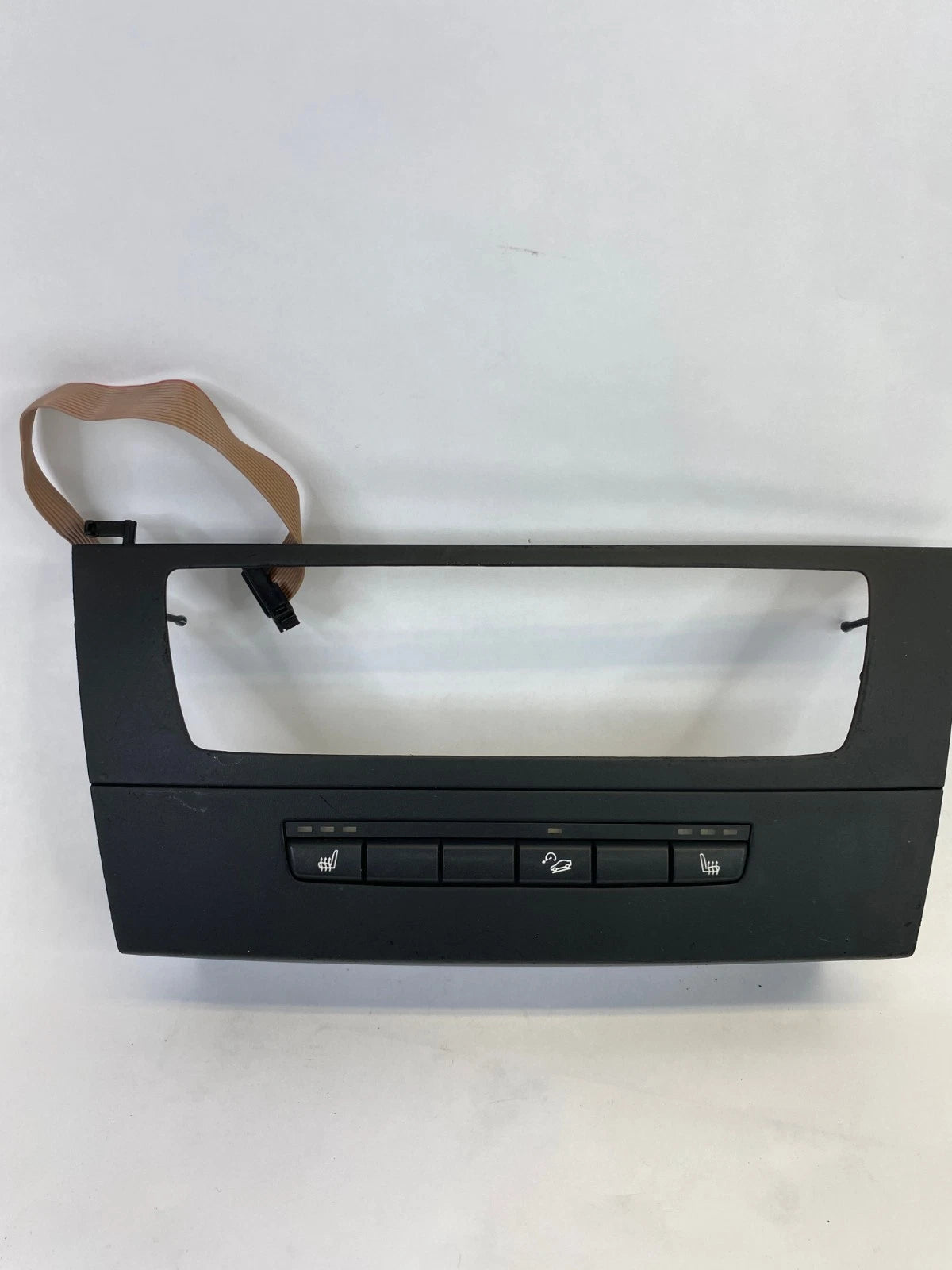 07 08 BMW 335XI CENTER CONSOLE RADIO COVER TRIM BUTTON SWITCH 51459120979 OEM