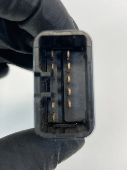 1998-2002 TOYOTA COROLLA EMERGENCY HAZARD LIGHT CONTROL SWITCH BUTTON 157962 OEM