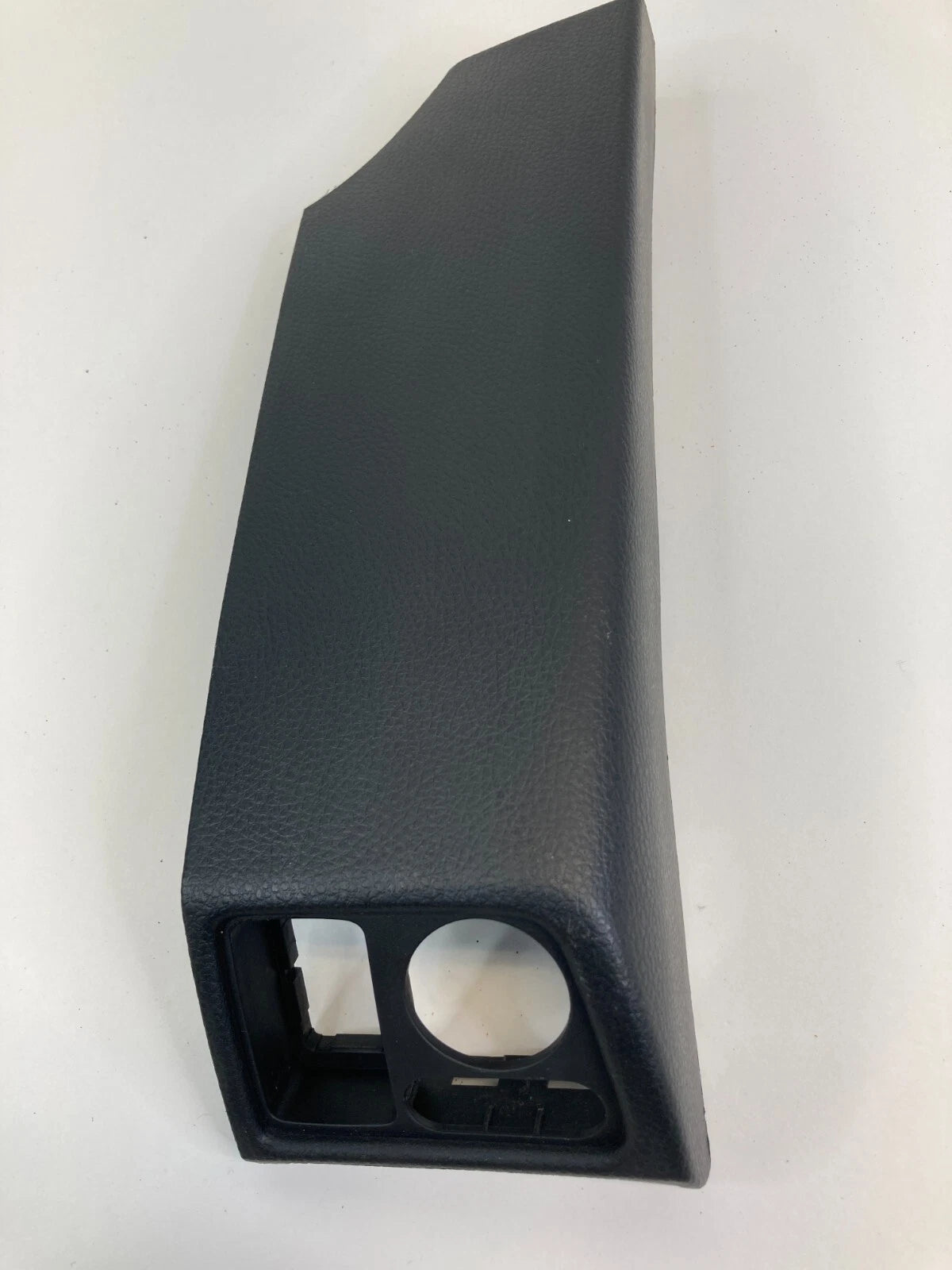 07-09 ACURA RDX FRONT LEFT SIDE INSTRUMENT PANEL SWITCH TRIM BEZEL 77310STKA010