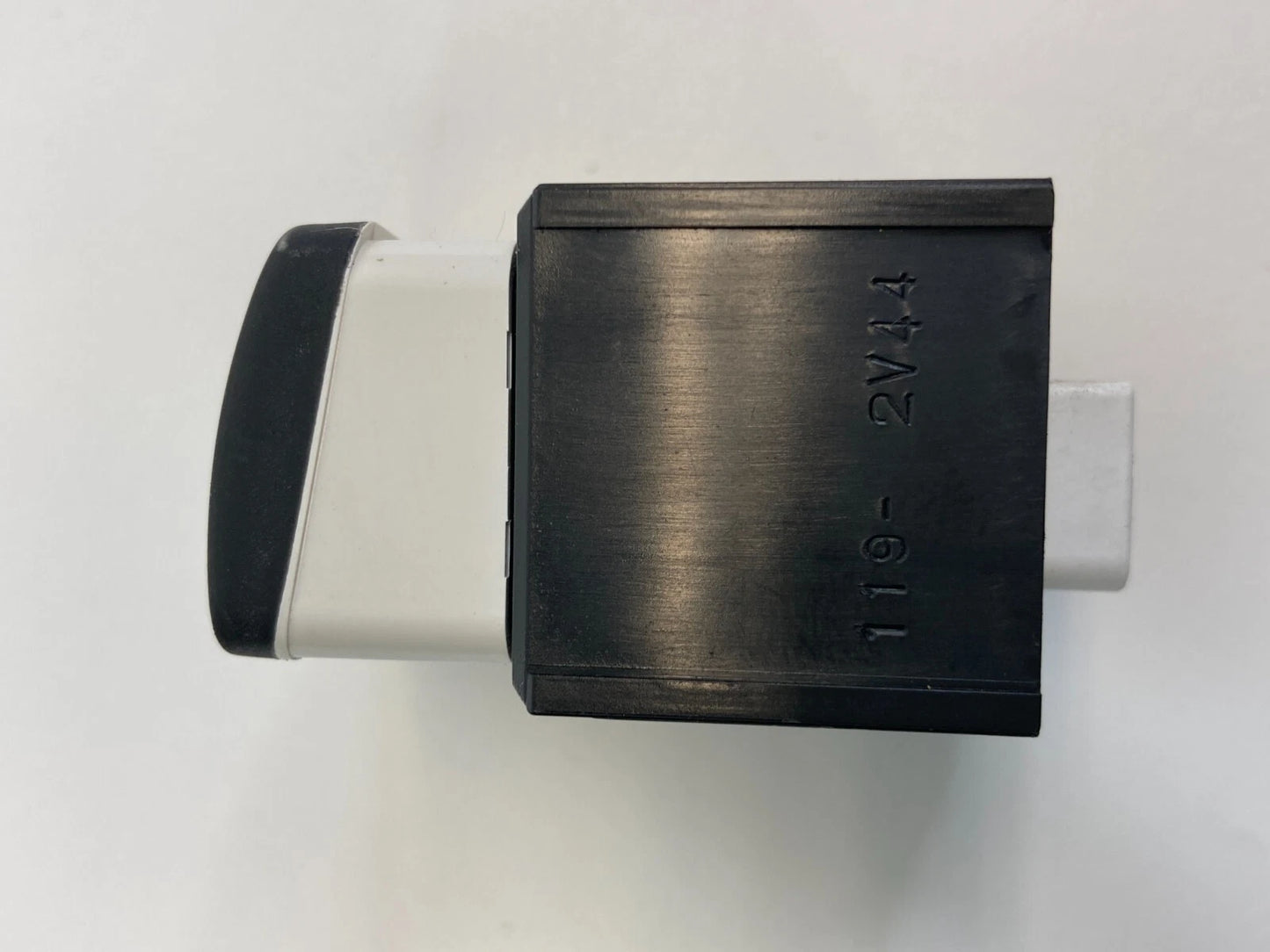 2003-2008 TOYOTA COROLLA DASH PASSENGER SWITCH INDICATOR LIGHT LAMP 6 PINS