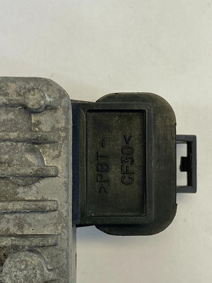 2014 2015 KIA SORENTO ENGINE COOLING FAN RESISTOR CONTROL MODULE 25385-B8800 OEM