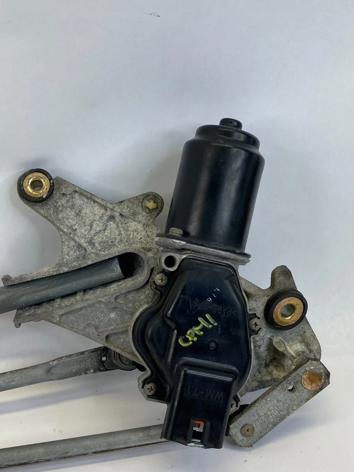 2001-2005 HONDA CIVIC FRONT WINDSHIELD WIPER MOTOR AND LINKAGE OEM 76500-S5D