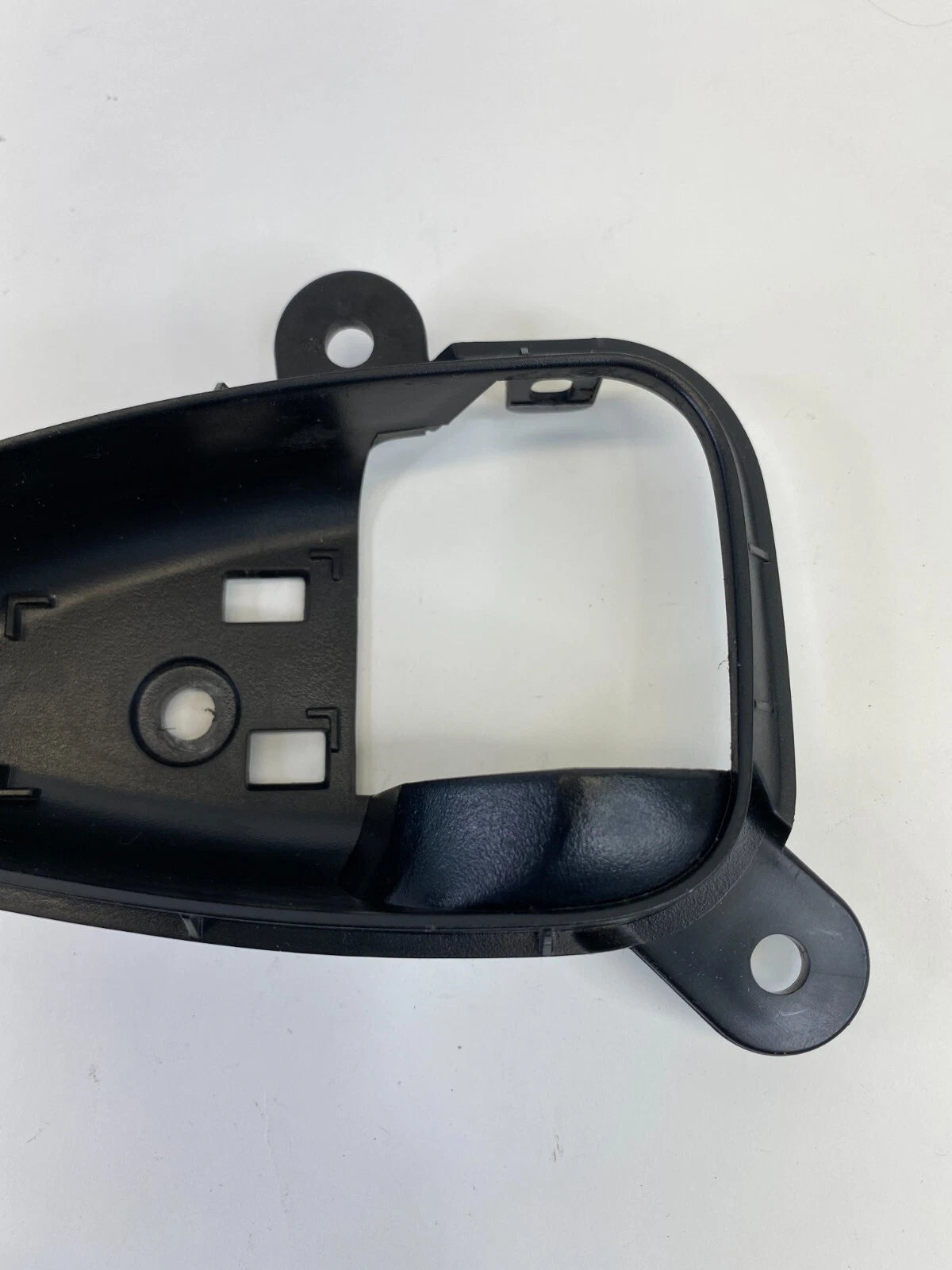 07-11 TOYOTA CAMRY REAR LEFT INTERIOR DOOR HANDLE COVER BEZEL TRIM 69298-06020