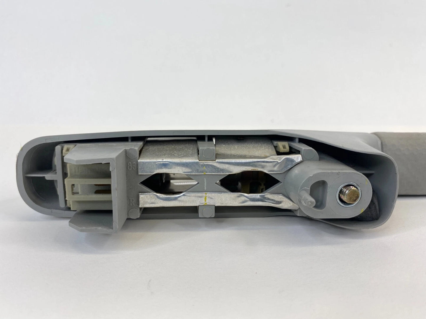 2003-2005 HONDA PILOT REAR LH 2ND ROW INTERIOR GRAB HANDLE W/ READING LIGHT OEM