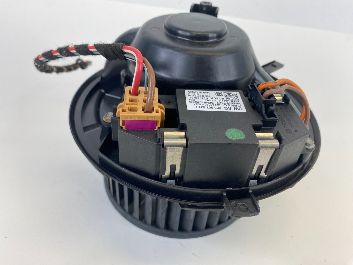 2012-2022 Volkswagen Passat A/C Heater Blower Motor Assembly 3C0-907-521F OEM