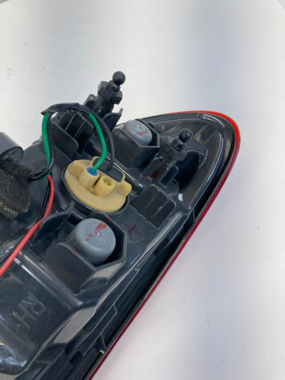 2015-2017 CHRYSLER 200 REAR RIGHT PASSENGER SIDE TAIL LIGHT LAMP 68110362AA OEM