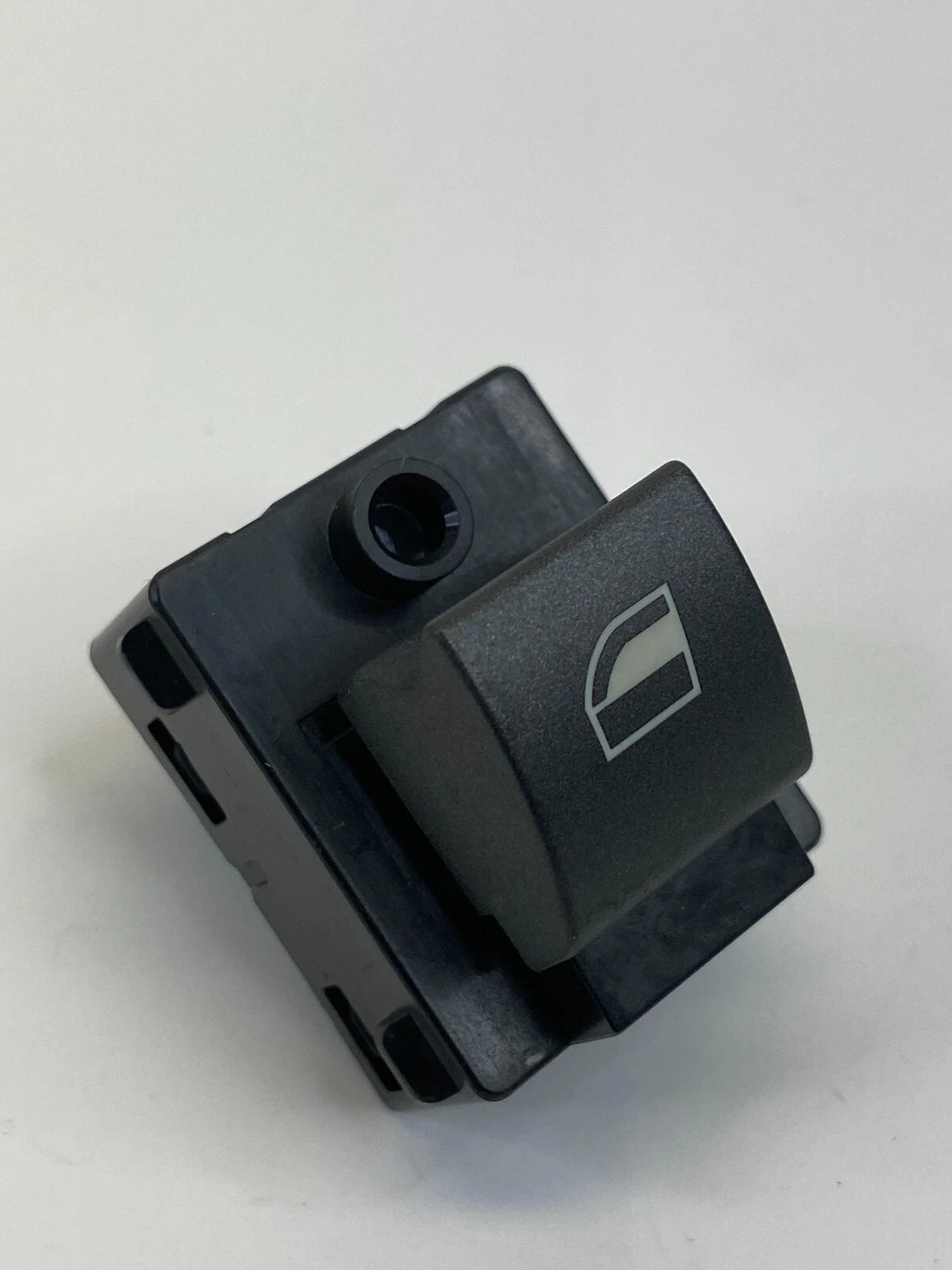 02-05 BMW 745I 745LI REAR RIGHT SIDE DOOR POWER WINDOW CONTROL SWITCH 8379597