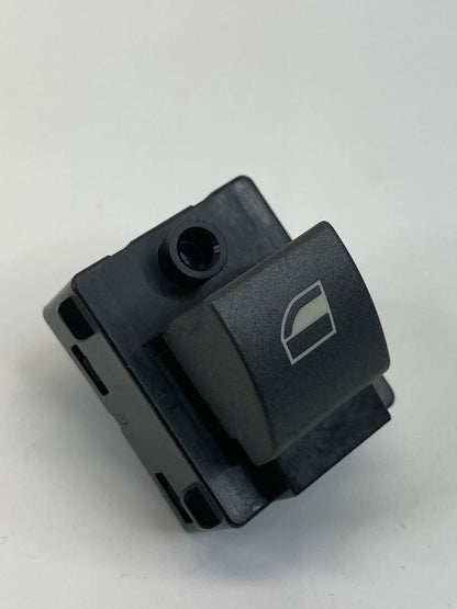 02-05 BMW 745I 745LI REAR RIGHT SIDE DOOR POWER WINDOW CONTROL SWITCH 8379597