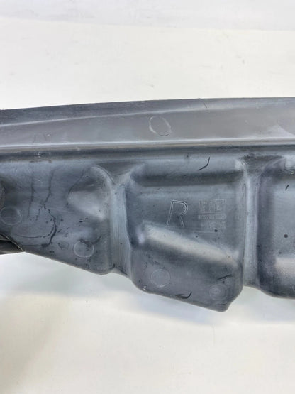 06-08 HONDA RIDGELINE FRONT RIGHT AIR DEFLECTOR GUIDE BRACKET PLATE 71104-SJC