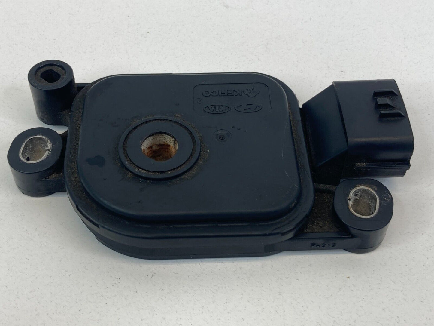 11 Hyundai Tucson Automatic Inhibitor Neutral Gear Position Sensor Switch Module