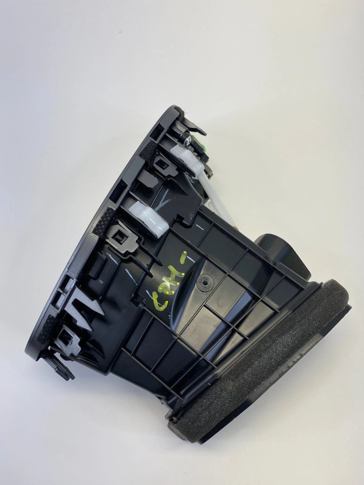 2013-2018 HYUNDAI SANTA FE SPORT AC AIR VENT LOUVER DASH CENTER LEFT OEM FACTORY