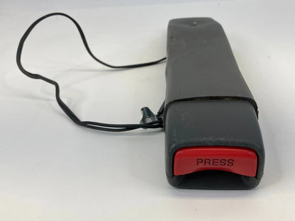 99 00 01 02 03 04 05 PONTIAC GRAND AM FRONT LEFT DRIVER SEAT BELT BUCKLE OEM