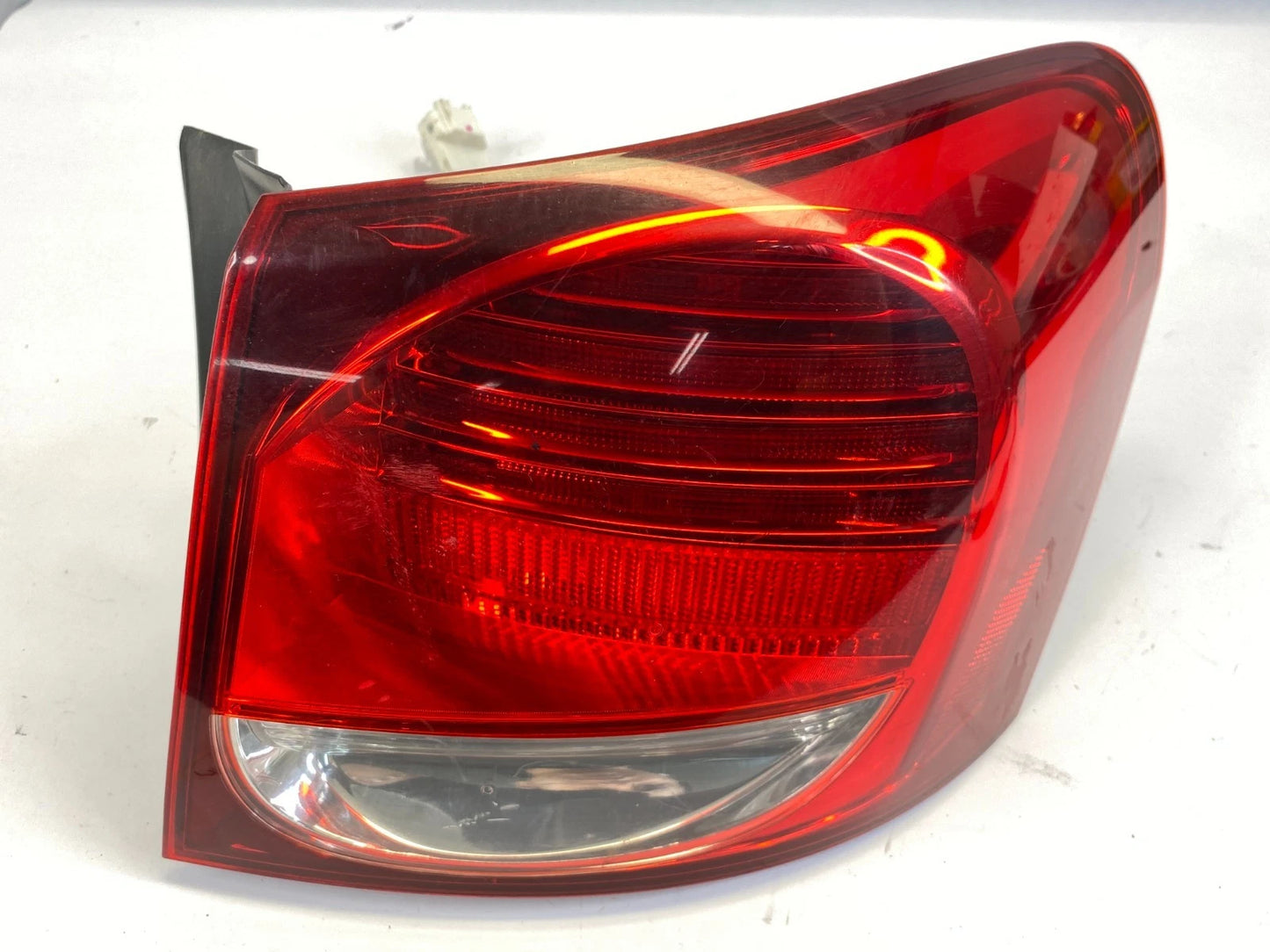 2007-2011 LEXUS GS350 REAR RIGHT PASSENGER SIDE OUTER TAILLIGHT TAIL LAMP OEM