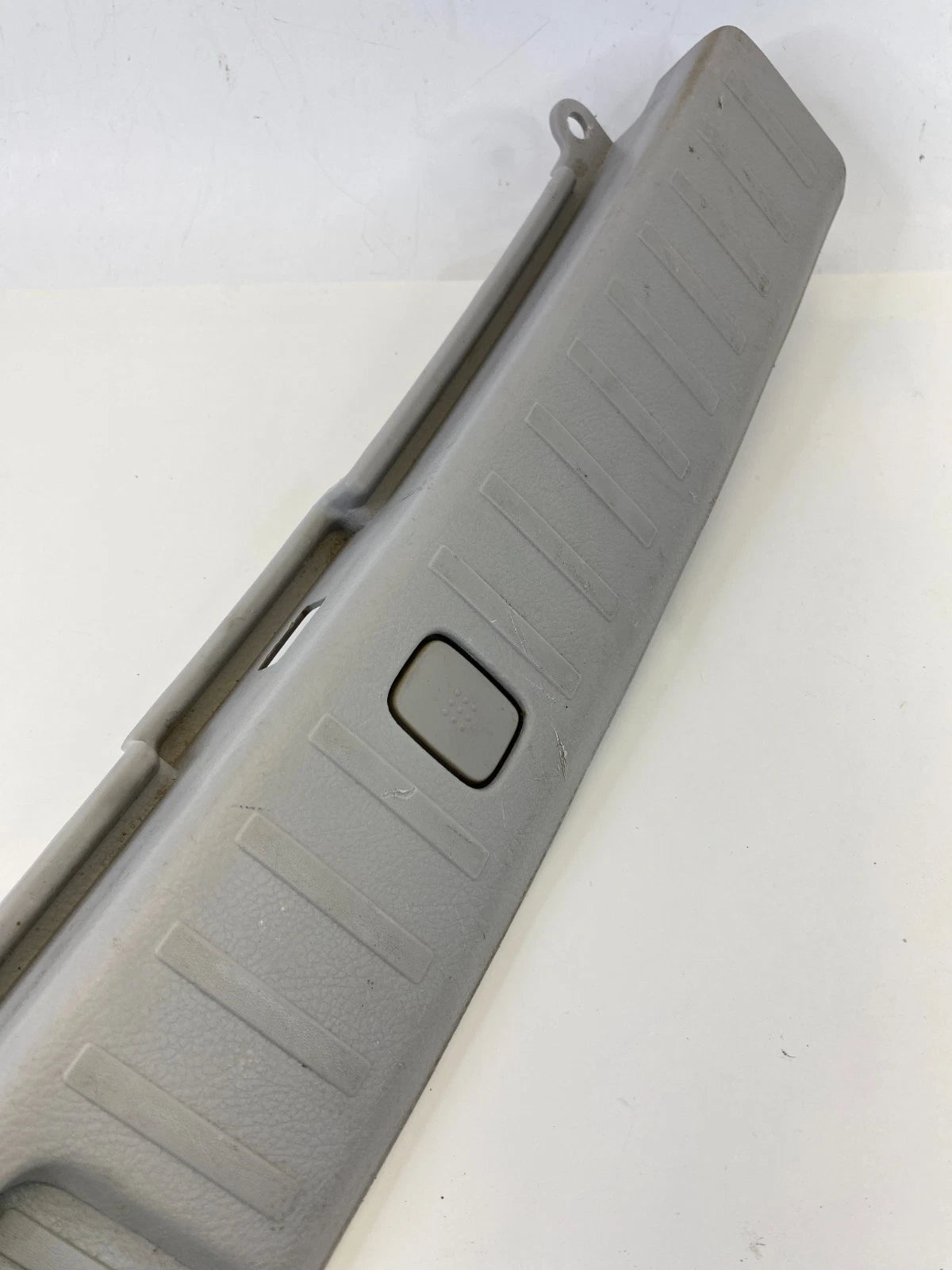 07-09 LEXUS RX350 REAR LIFTGATE TRUNK LID TRIM COVER PANEL SILL SCUFF 583870E010