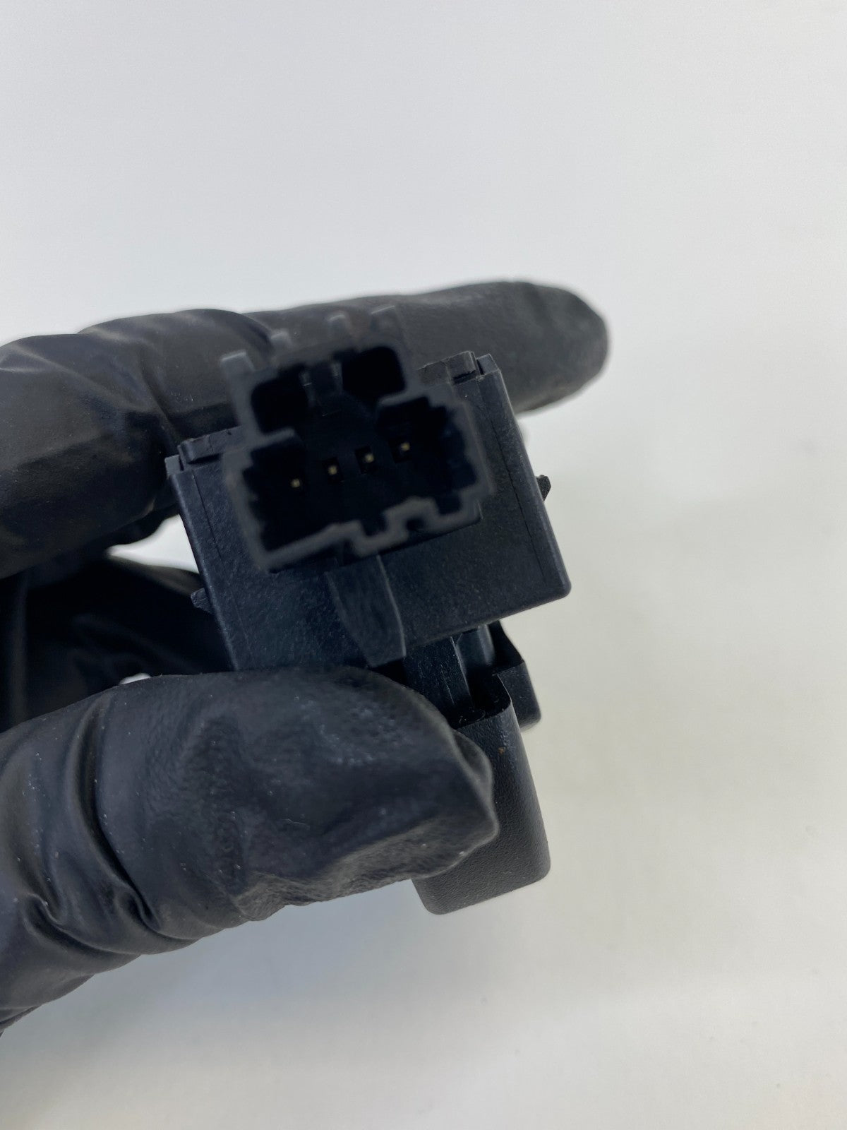 2011-2014 Ford Edge Front Right Door Lock Control Switch 9E5T-14963-AAW OEM