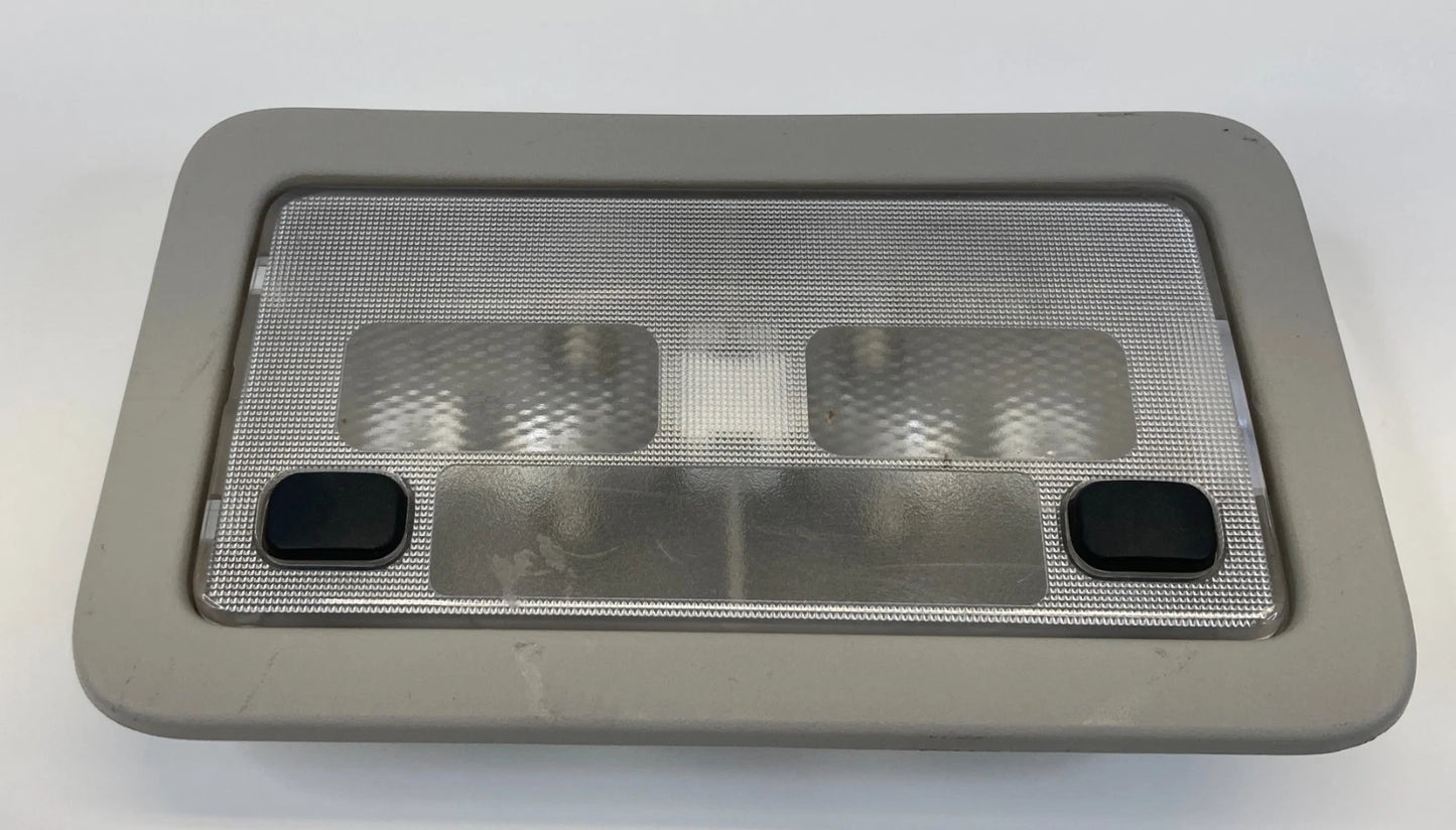 07-14 GMC YUKON CHEVROLET TAHOE REAR 3RD ROW OVERHEAD DOME LIGHT LAMP LIGHT OEM