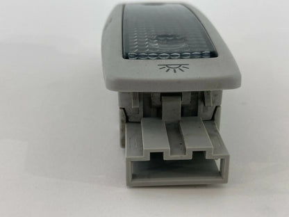 98-05 VOLKSWAGEN BEETLE REAR READING DOME MAP LIGHT LAMP OEM