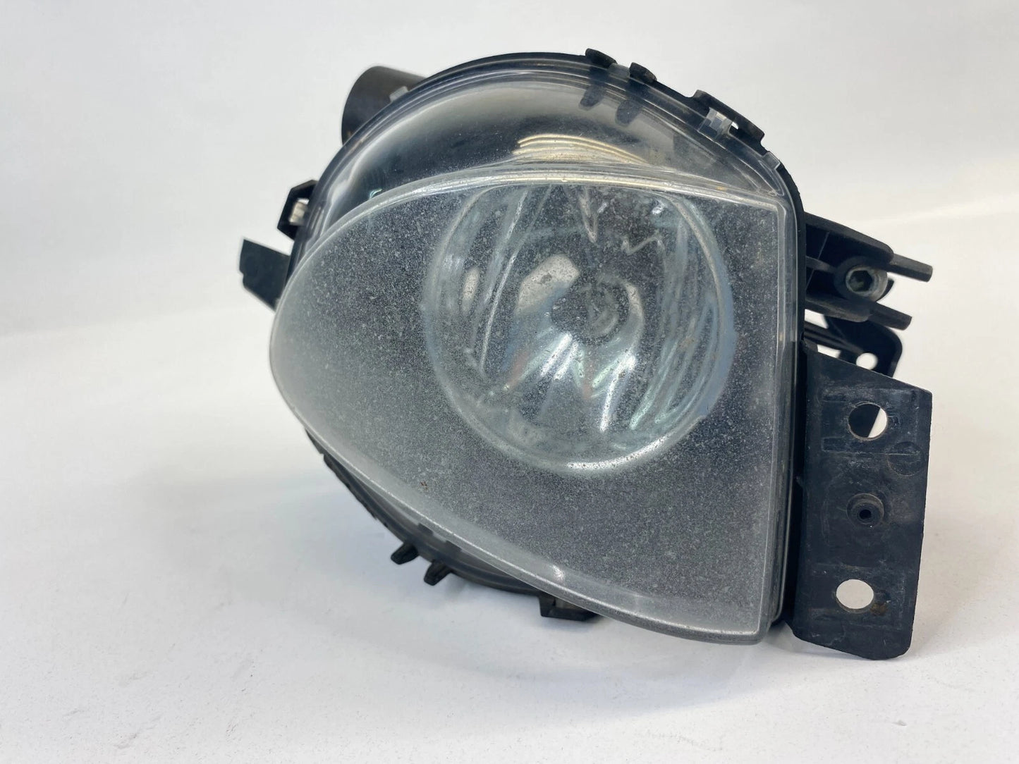 07 08 BMW 328i 06 325i 330i Sedan Right Passenger Side Fog Light Lamp 6948374
